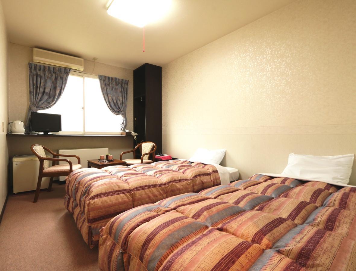 Hakuba Tsugaike Sunrise Tanne Hotel Otari Exterior foto